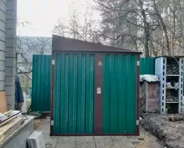 Компактный хозблок в необычной двойной расцветке в с. Жаворонки, Одинцовский р-н, МО Компактный хозблок в необычной двойной расцветке в с. Жаворонки, Одинцовский р-н, МО