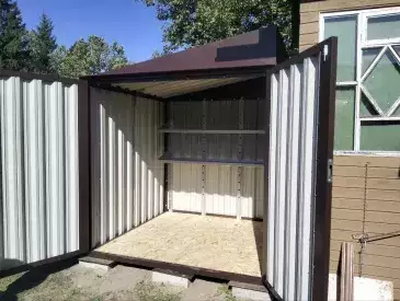 Мини хозблок для садовых инструментов в двойной расцветке в СНТ Содружество, Сергиево-Посадский р-н, МО