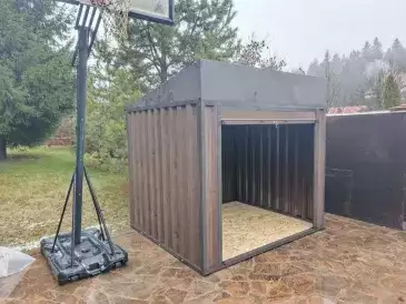 Хозблок для хозяйственных принадлежностей в комбинированной расцветке в с. Рождествено, Рузский г.о, МО