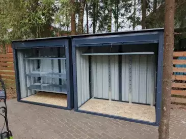 Два шкафа для садовой техники и инвентаря в графитовом цвете в дер. Капустино, Раменский р-н, МО