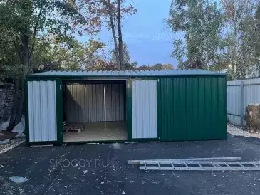 Вместительный хозблок для хозяйственных вещей в зеленом цвете в г. Арзамас, Нижегородская обл.