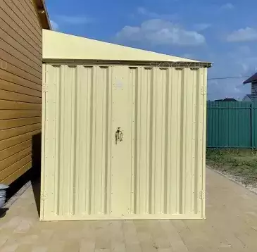 Просторный хозблок 4,12×2,16 м в цвете «слоновая кость» для садовой техники в деревню Сазонки